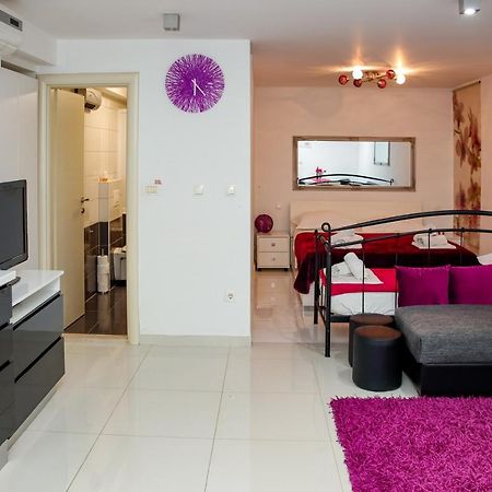 Studio Apartman Hotel สปลิท ภายนอก รูปภาพ