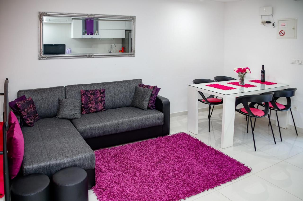 Studio Apartman Hotel สปลิท ภายนอก รูปภาพ
