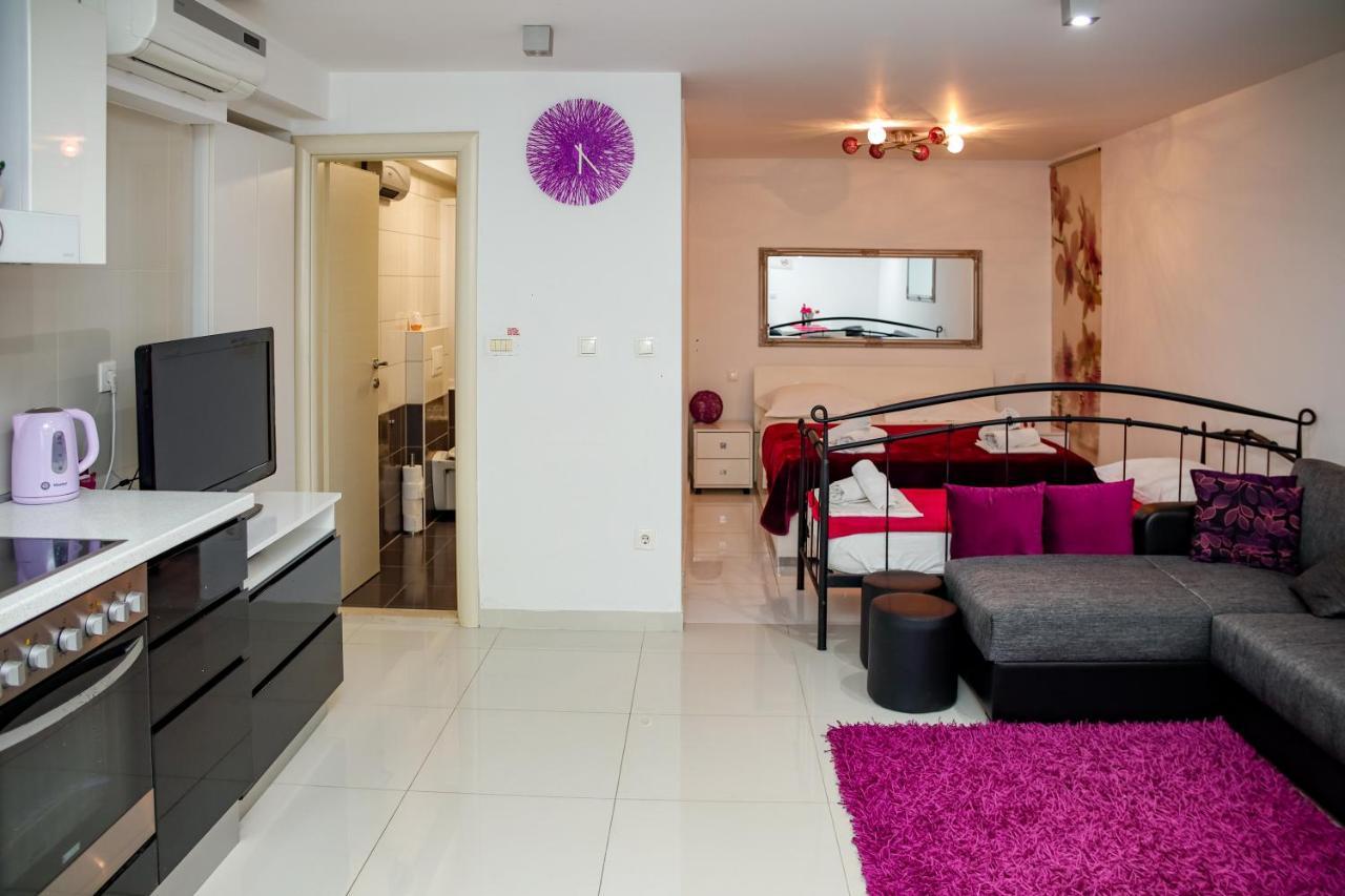 Studio Apartman Hotel สปลิท ภายนอก รูปภาพ