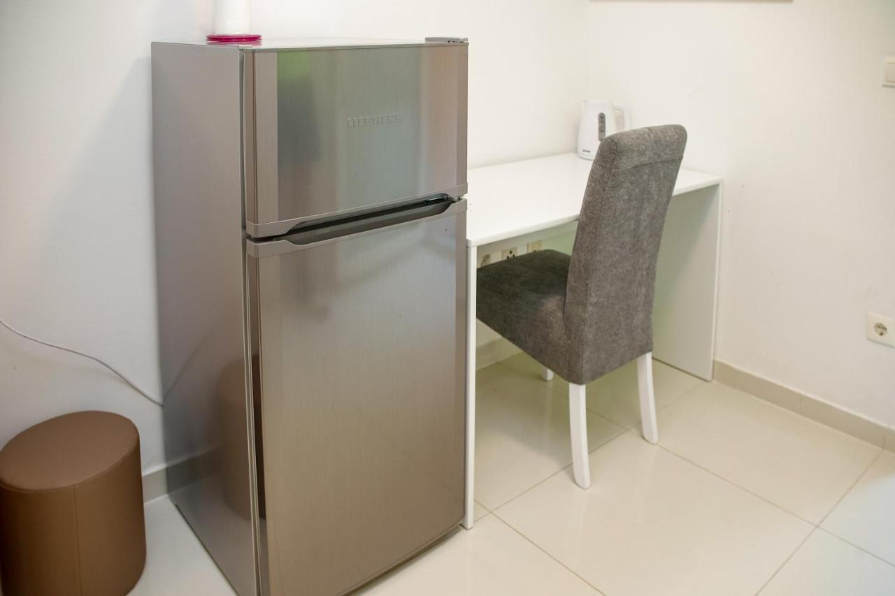 Studio Apartman Hotel สปลิท ภายนอก รูปภาพ