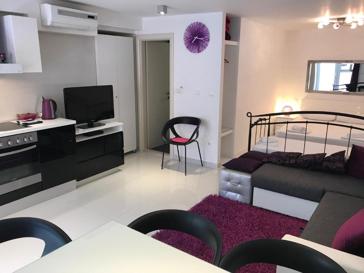 Studio Apartman Hotel สปลิท ภายนอก รูปภาพ